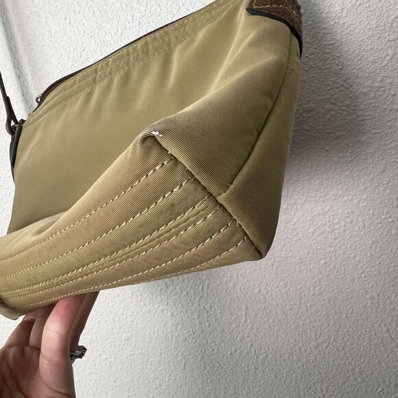 Vintage Dooney & Bourke Nylon Tan Crossbody Bag - Picture 11 of 13